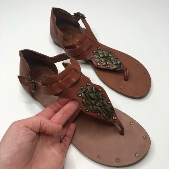 DV by Dolce Vita Draya Brown Geometric Studded Jewelled Roman Leather Sandals - Picture 3 of 16